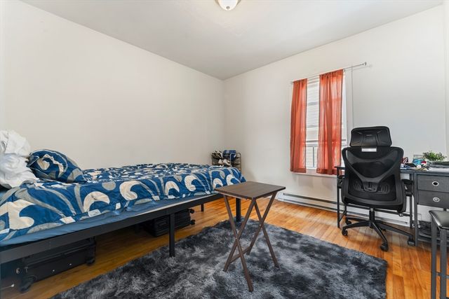 71 Maywood St, Worcester, MA 01603