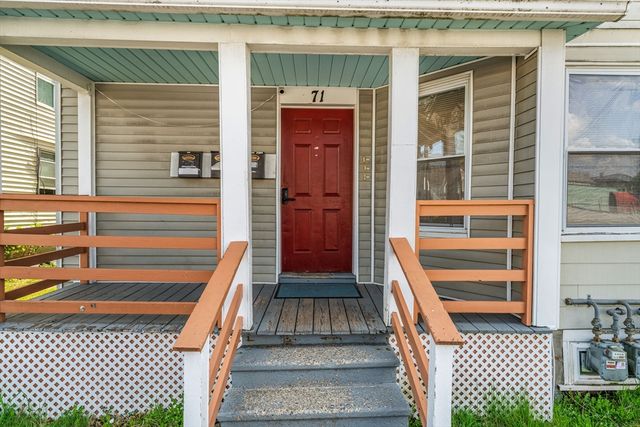 71 Maywood St, Worcester, MA 01603