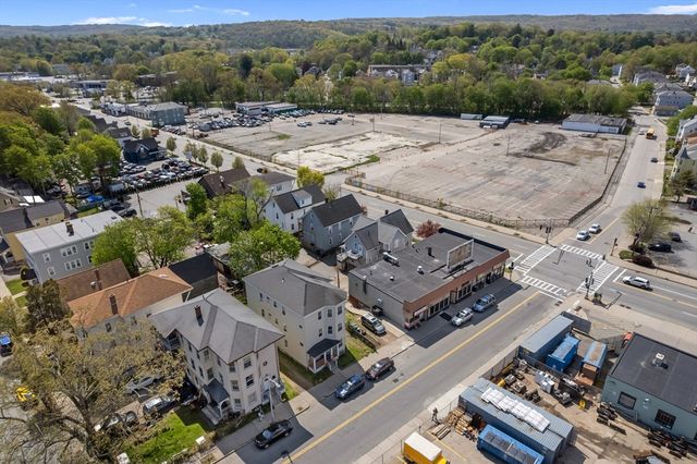 71 Maywood St, Worcester, MA 01603