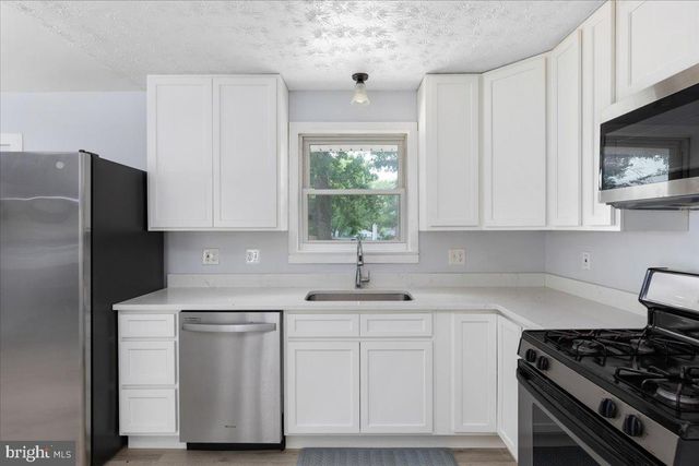 7410 DICKENSON ST, Springfield, VA 22150