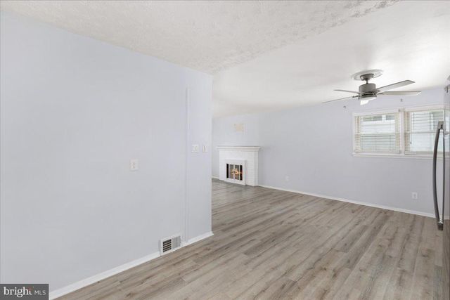 7410 DICKENSON ST, Springfield, VA 22150