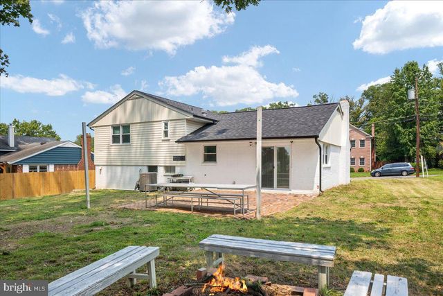 7410 DICKENSON ST, Springfield, VA 22150