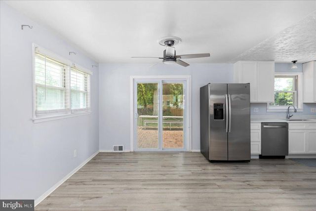 7410 DICKENSON ST, Springfield, VA 22150