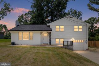 7410 DICKENSON ST, Springfield, VA 22150