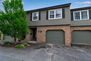 152 Bridle Path, Orchard Park, NY 14127