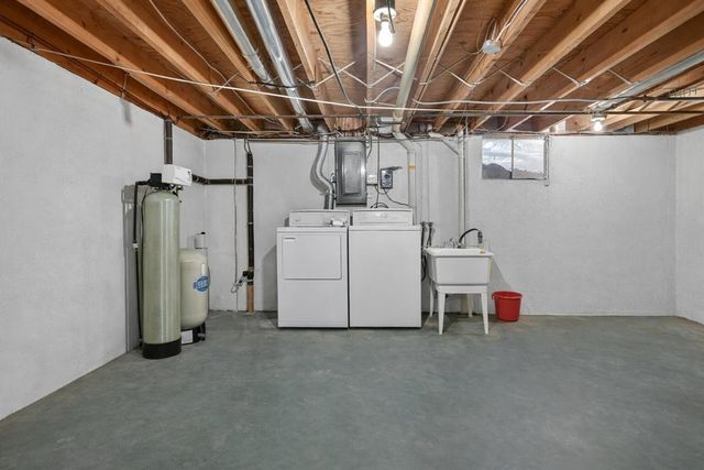 5340 Blue Heron Drive, Alma, MI 48801