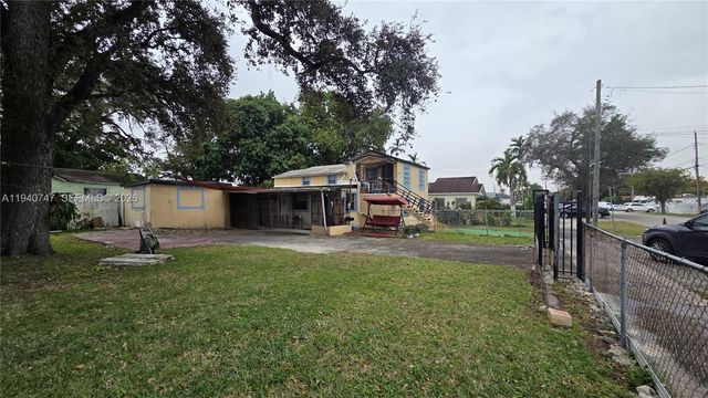 3108 NW 29th St, Miami, FL 33142