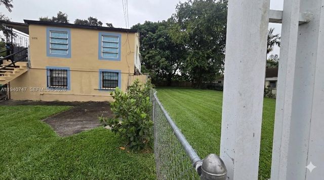 3108 NW 29th St, Miami, FL 33142