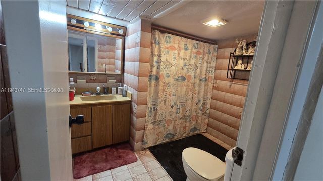 3108 NW 29th St, Miami, FL 33142