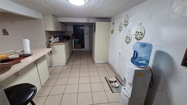 3108 NW 29th St, Miami, FL 33142