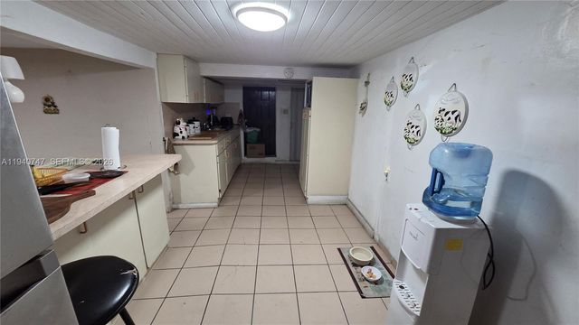 3108 NW 29th St, Miami, FL 33142