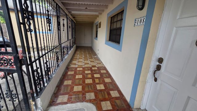3108 NW 29th St, Miami, FL 33142