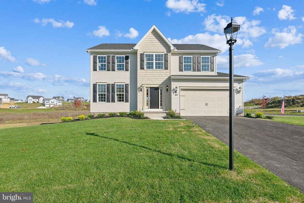 2642 VICTORIAN DR #LOT 80, Dover, PA 17315