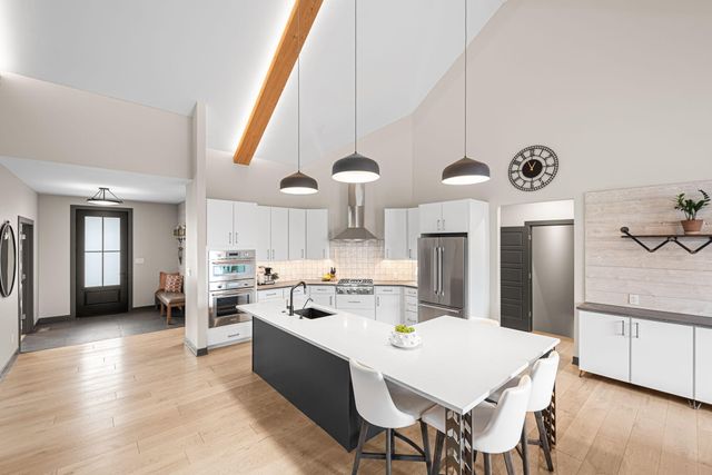 13340 Redbud Drive, St. John, IN 46311