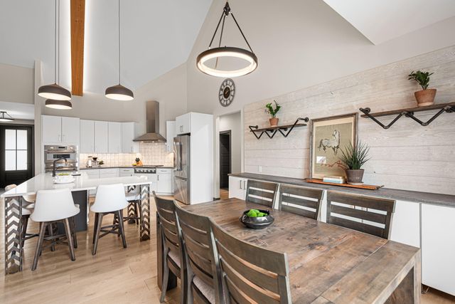 13340 Redbud Drive, St. John, IN 46311