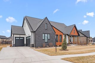 13340 Redbud Drive, St. John, IN 46311