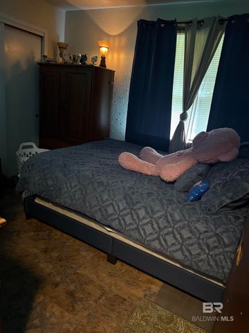 18075 Movico Loop East, Mount Vernon, AL 36560