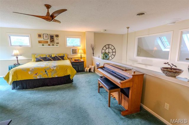 13151 County Road 2220, Rolla, MO 65401