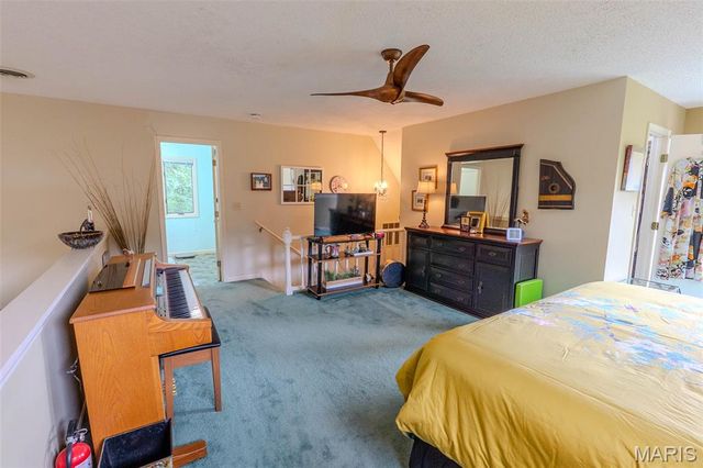 13151 County Road 2220, Rolla, MO 65401