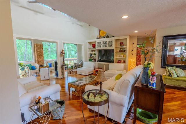 13151 County Road 2220, Rolla, MO 65401