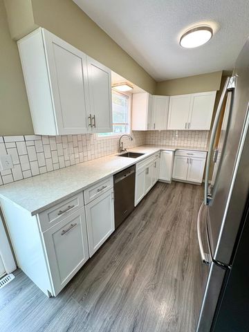 1464 6th Avenue SE, Rochester, MN 55904