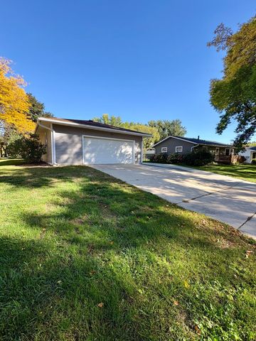 1464 6th Avenue SE, Rochester, MN 55904