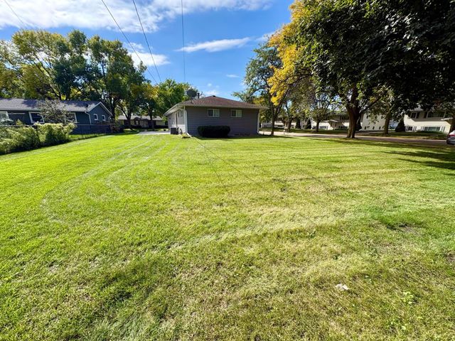 1464 6th Avenue SE, Rochester, MN 55904