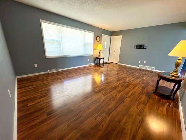 1464 6th Avenue SE, Rochester, MN 55904