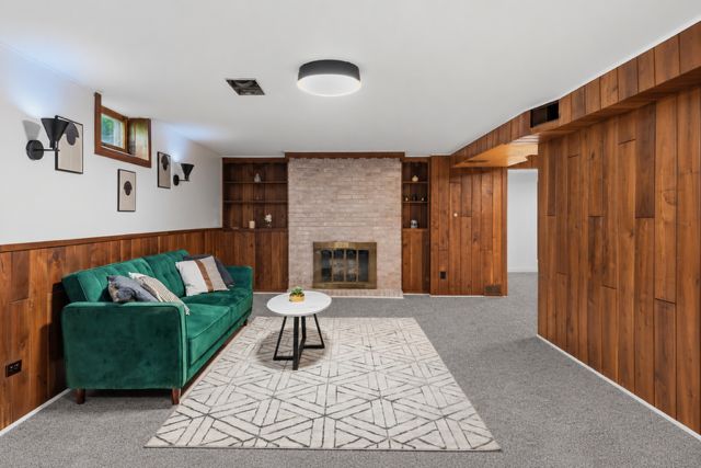 3662 Robin Lane, Minnetonka, MN 55305