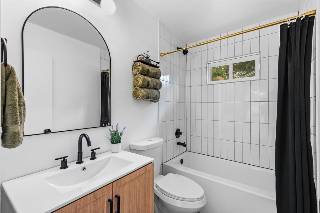3662 Robin Lane, Minnetonka, MN 55305 — photo 4