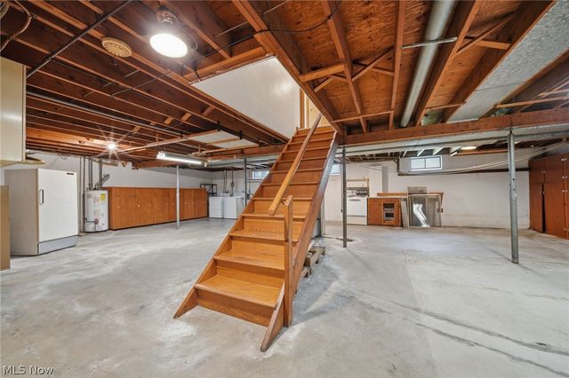 1471 Debra Drive, Ashtabula, OH 44004