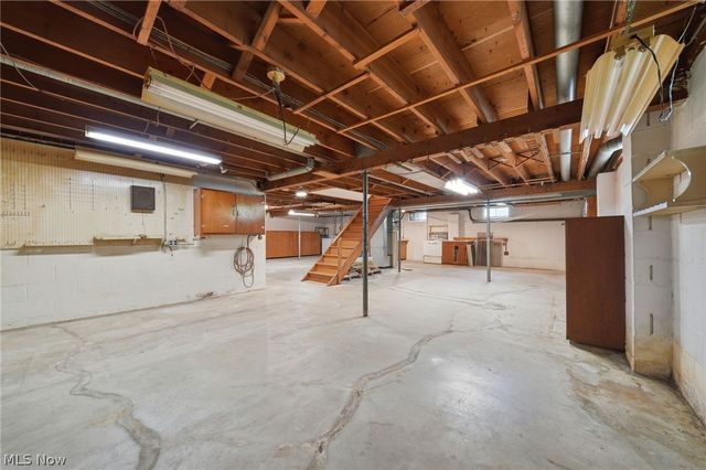 1471 Debra Drive, Ashtabula, OH 44004