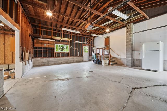 1471 Debra Drive, Ashtabula, OH 44004