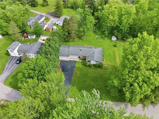 1471 Debra Drive, Ashtabula, OH 44004
