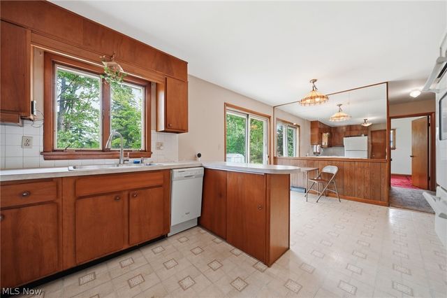 1471 Debra Drive, Ashtabula, OH 44004