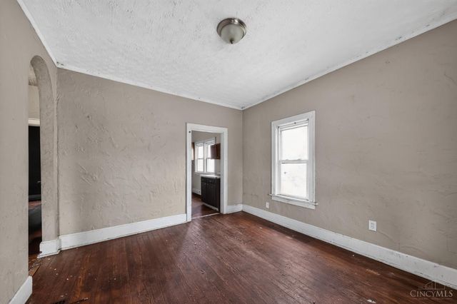 1507 Lawn Avenue, Middletown, OH 45044