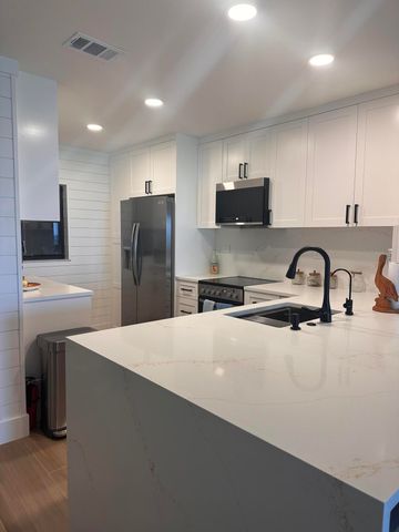 7430 S Ocean Drive 319, Jensen Beach, FL 34957