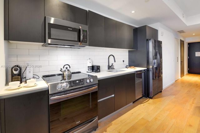 398 NE 5th St 2314, Miami, FL 33132