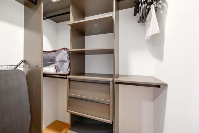 398 NE 5th St 2314, Miami, FL 33132