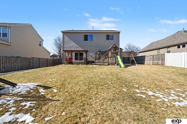 8707 S 68th Street, Papillion, NE 68133