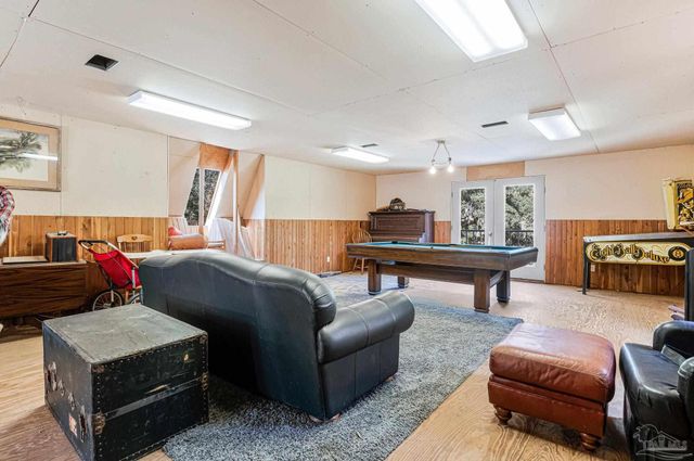 5144 Soundside Dr, Gulf Breeze, FL 32563