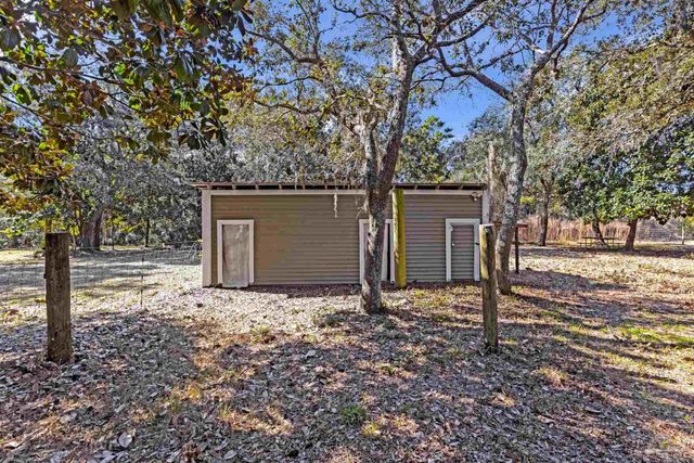 5144 Soundside Dr, Gulf Breeze, FL 32563