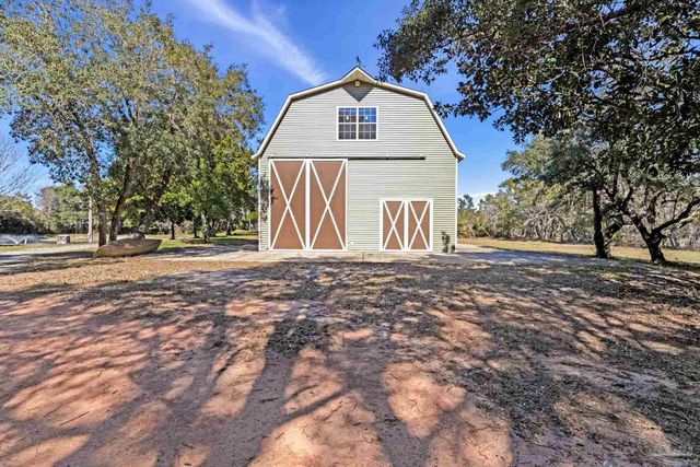 5144 Soundside Dr, Gulf Breeze, FL 32563