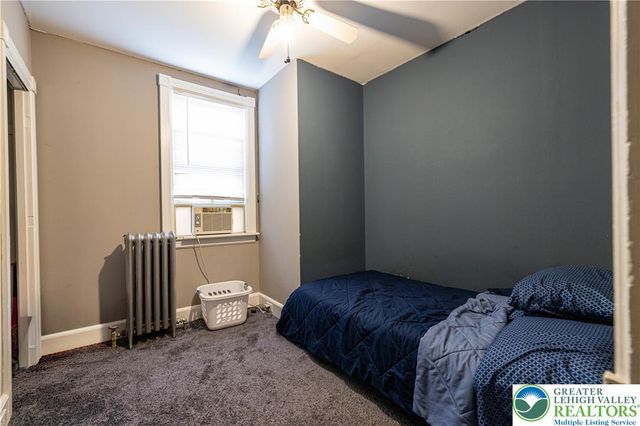 335 Mulberry Street, Catasauqua Boro, PA 18032