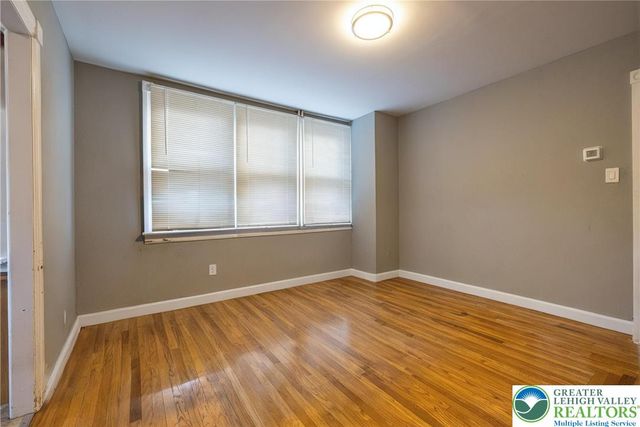 335 Mulberry Street, Catasauqua Boro, PA 18032