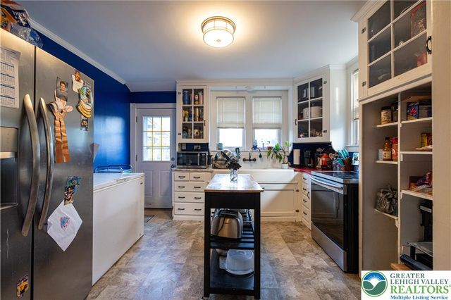 335 Mulberry Street, Catasauqua Boro, PA 18032
