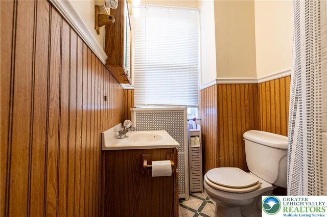 335 Mulberry Street, Catasauqua Boro, PA 18032