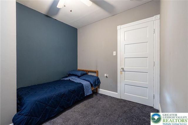 335 Mulberry Street, Catasauqua Boro, PA 18032