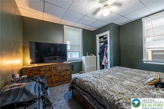 335 Mulberry Street, Catasauqua Boro, PA 18032