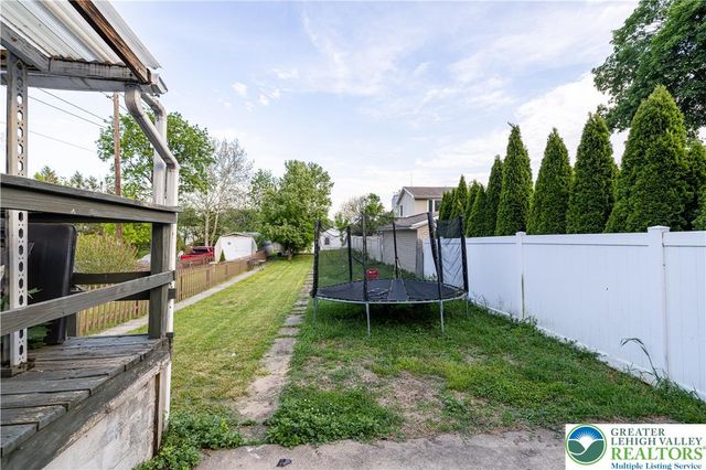 335 Mulberry Street, Catasauqua Boro, PA 18032